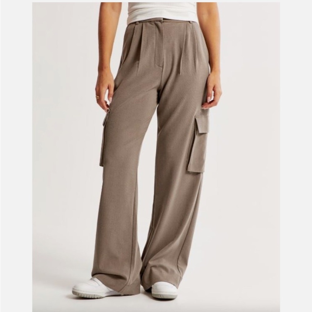 Women's A&F Sloane Lightweight Tailored Cargo Pant (Long)